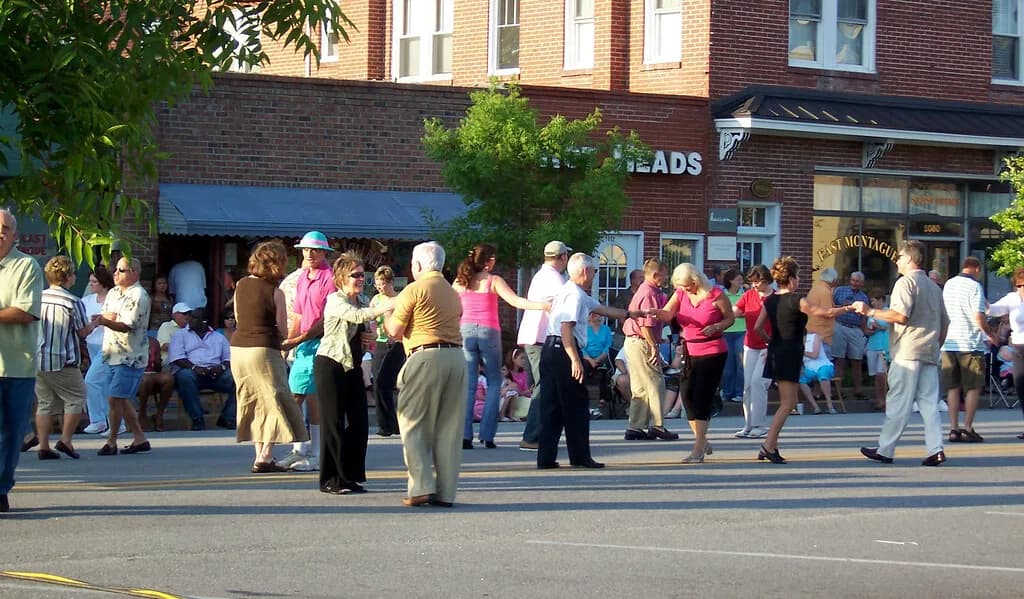 People dancing at a street party (illustrative photo)
